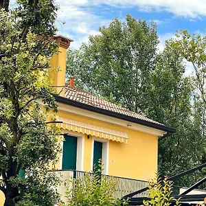  Appartamento Annahouse, 25 Minutes By Train From Venice